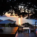 Lejlighedshotel Niriides