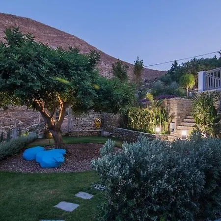 Niriides Hotel Apartments Symi