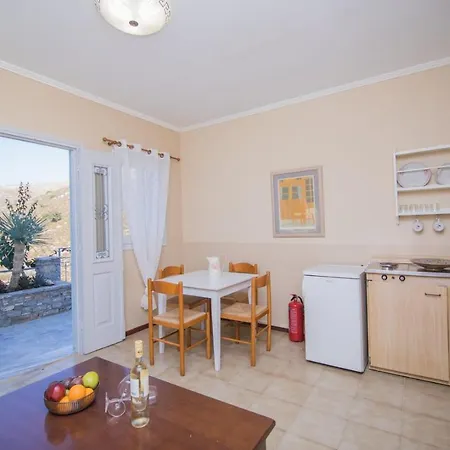 Niriides Hotel Apartments 3*