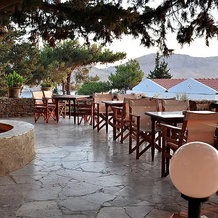 Hotel de apartamente Niriides