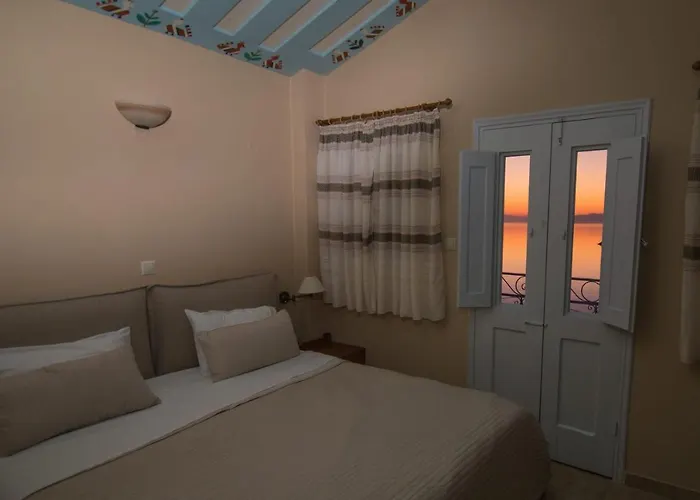 Niriides Lejlighedshotel Simi